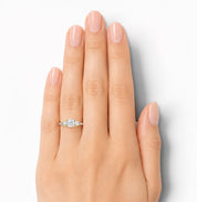 La Ronde® 3-Stones 2ct Diamond Ring, Platinum