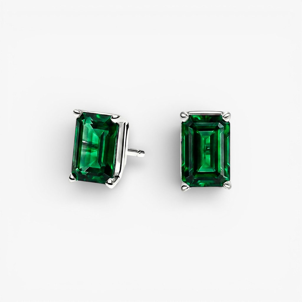 L'Emeraude® Stud Earrings, Platinum
