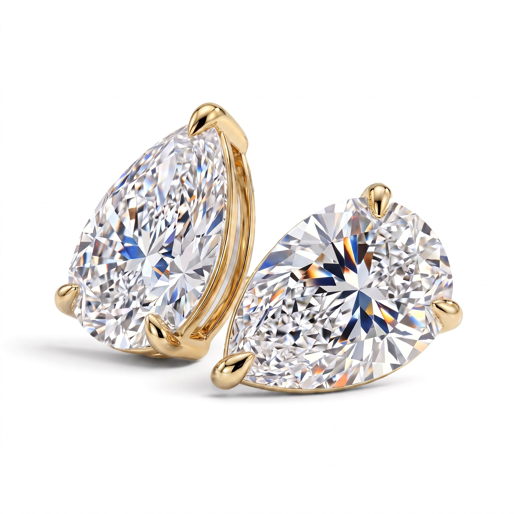 La Poire® Diamond Stud Earrings, Gold Vermeil