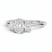 L'Ovale® 3-Stones 1ct Diamond Ring, Platinum