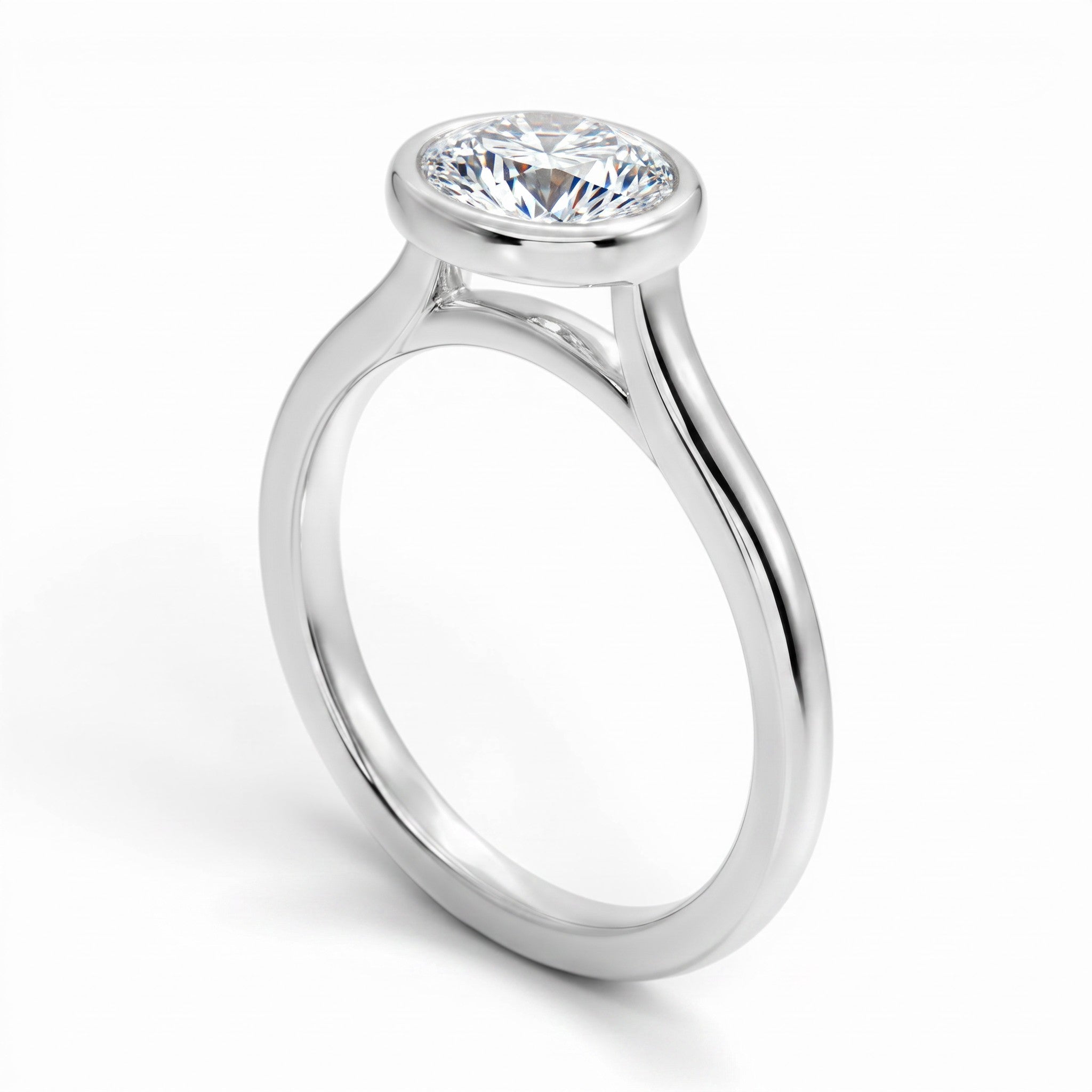 La Ronde® Bezel Solitaire 1ct Diamond Ring, Platinum
