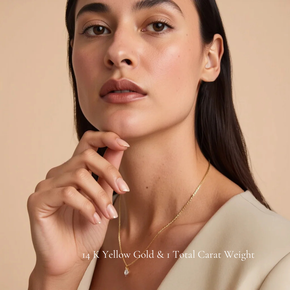 la_poire_necklace_model_pic_1.png